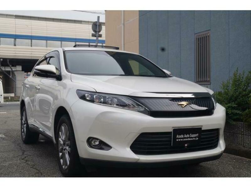 TOYOTA HARRIER