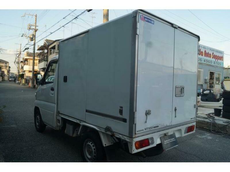 CLIPPER TRUCK