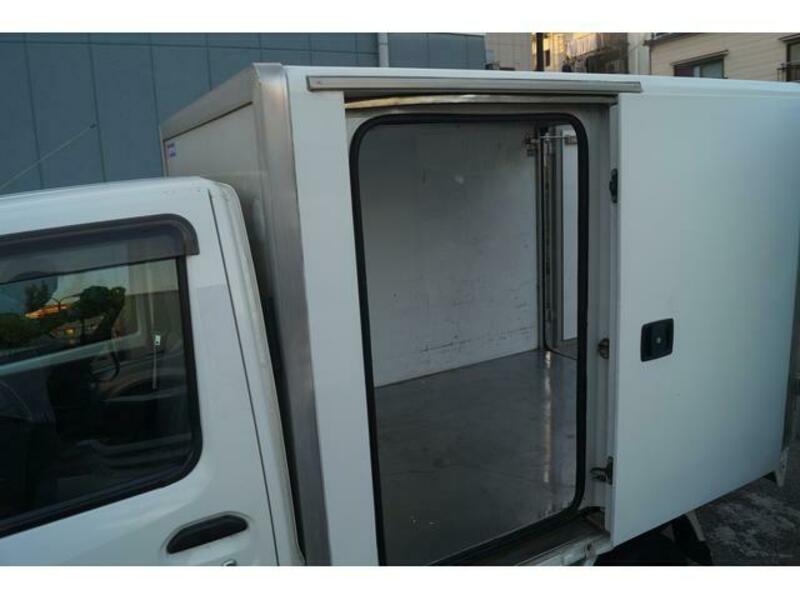 CLIPPER TRUCK