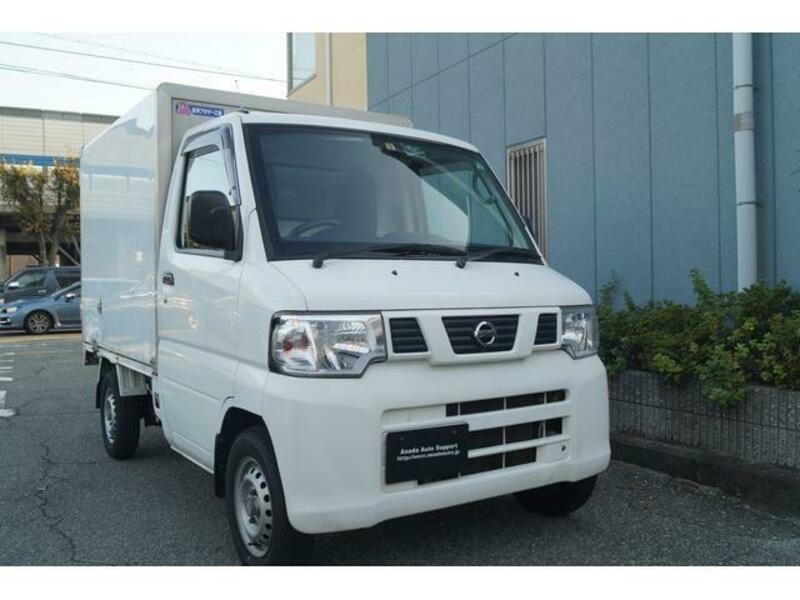 NISSAN CLIPPER TRUCK