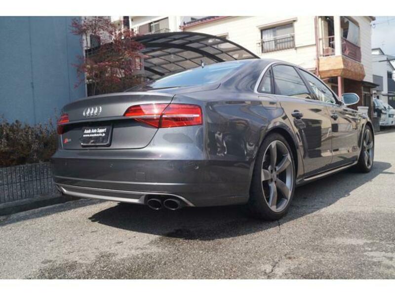 S8