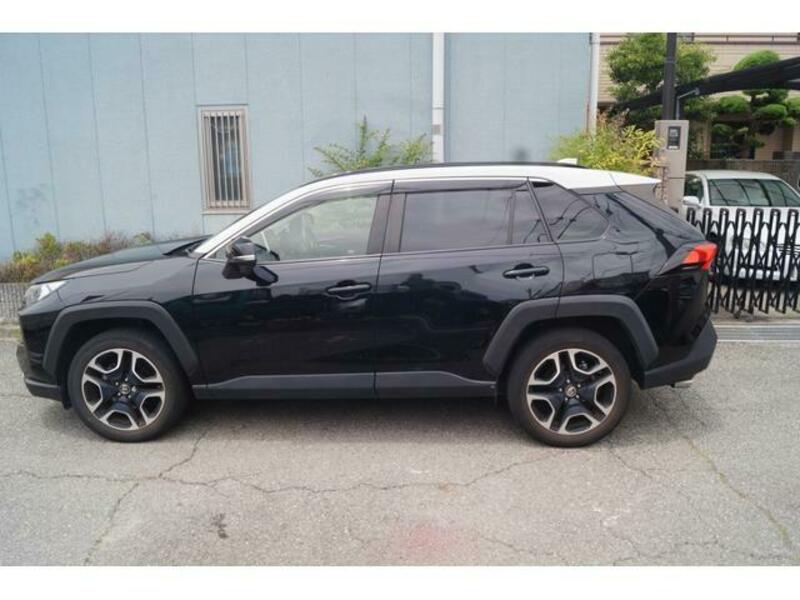 RAV4