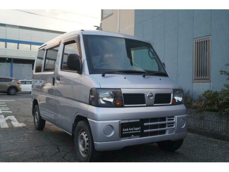 NISSAN CLIPPER VAN