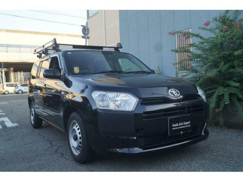 TOYOTA SUCCEED