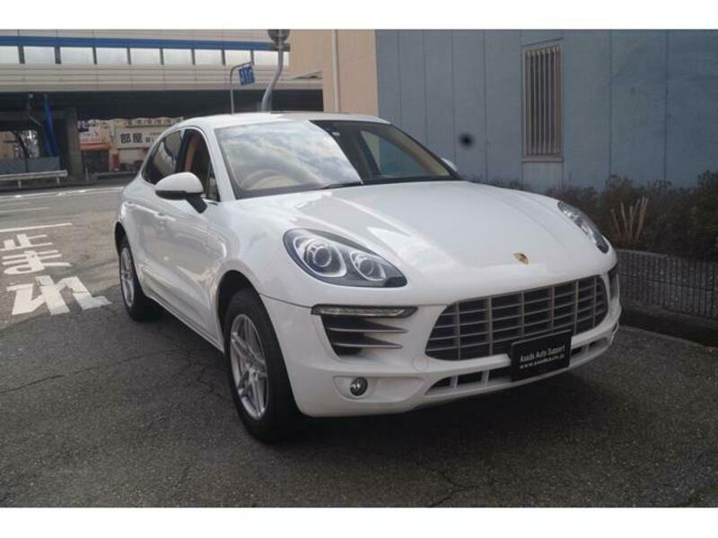 MACAN