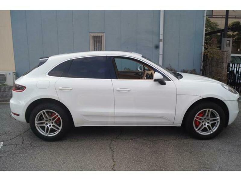 MACAN