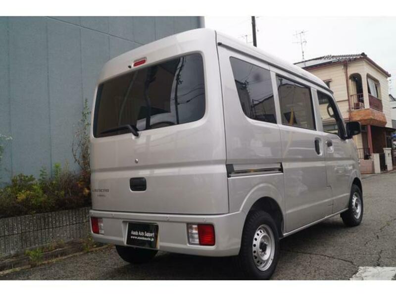 MINICAB VAN