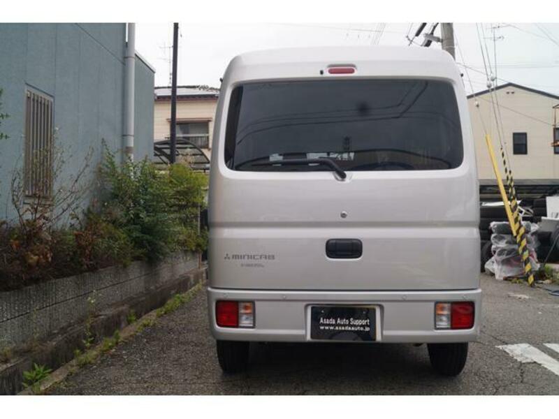 MINICAB VAN