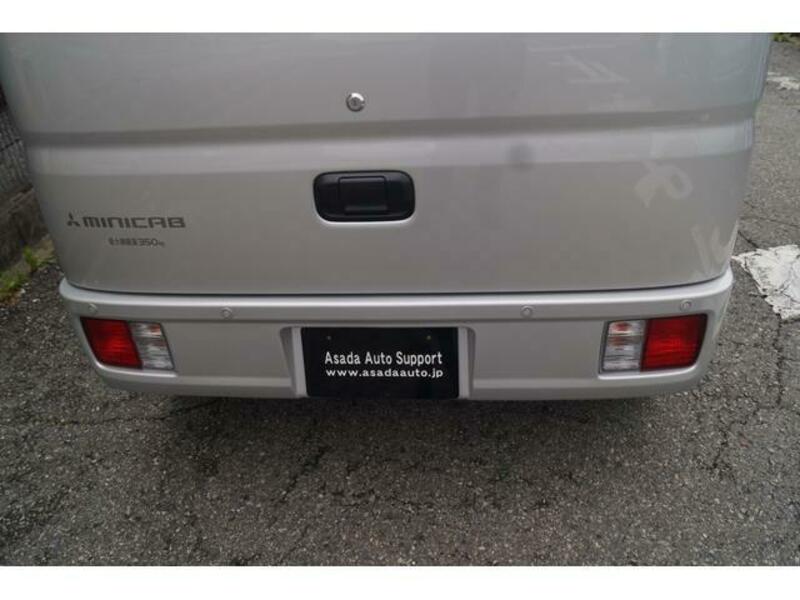 MINICAB VAN