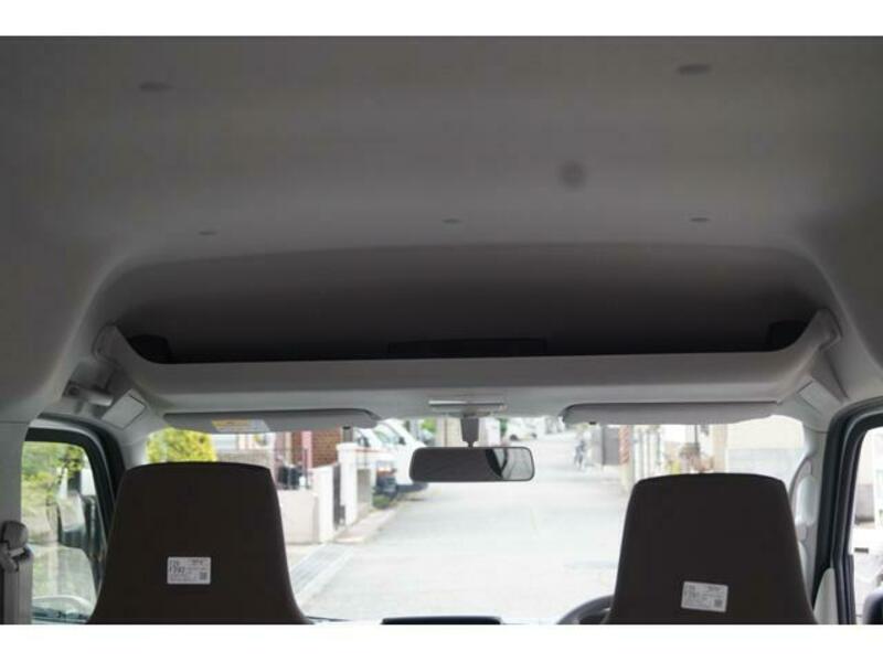 MINICAB VAN