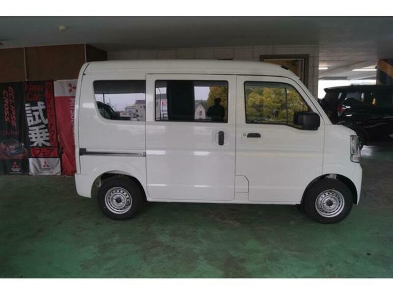 MINICAB VAN