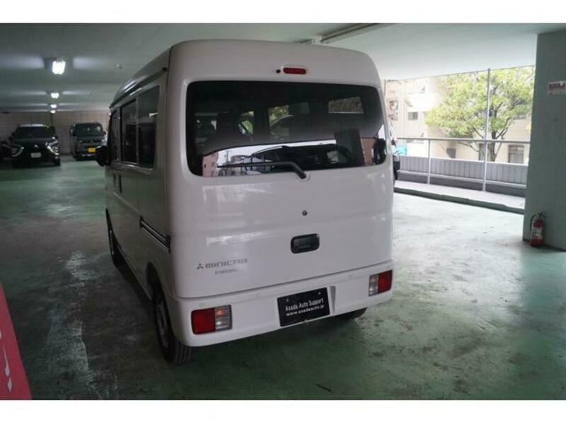 MINICAB VAN