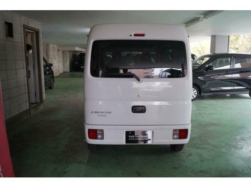 MINICAB VAN