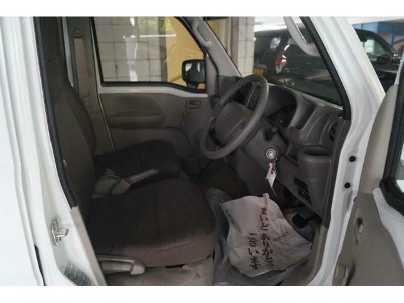 MINICAB VAN