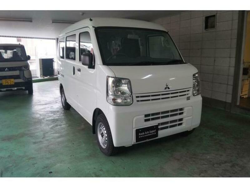 MITSUBISHI MINICAB VAN