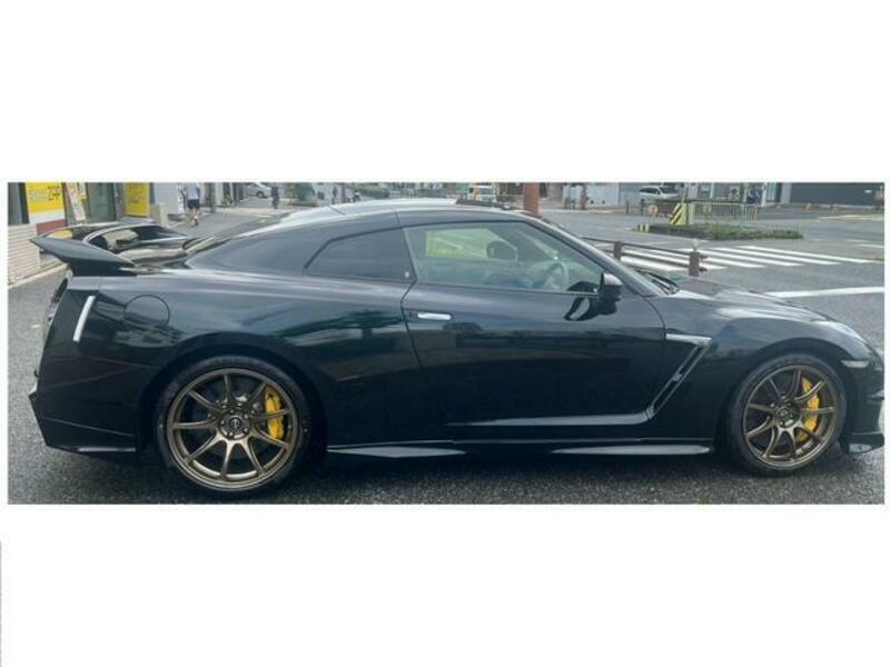 GT-R