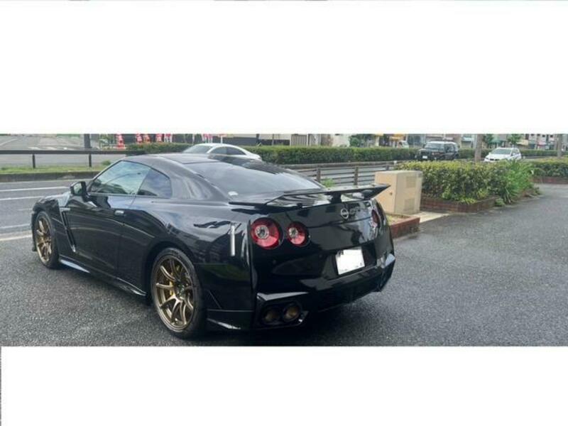 GT-R
