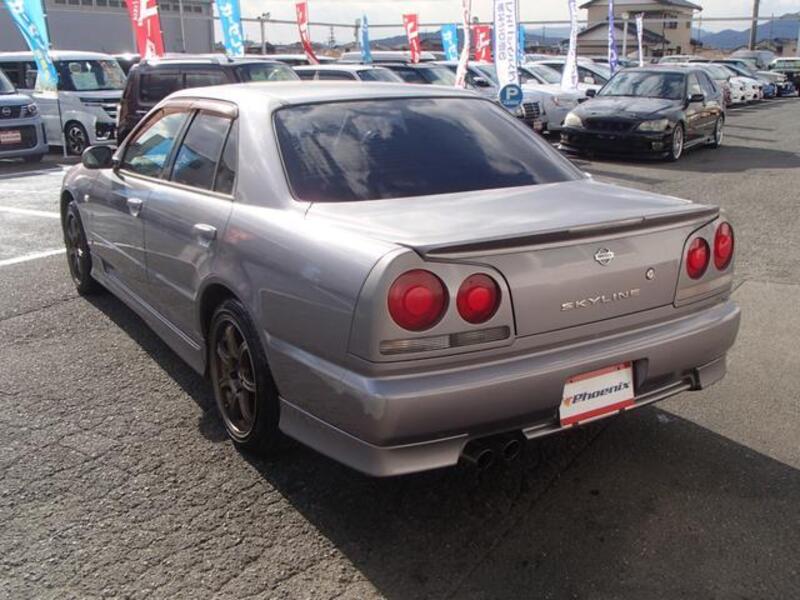 SKYLINE