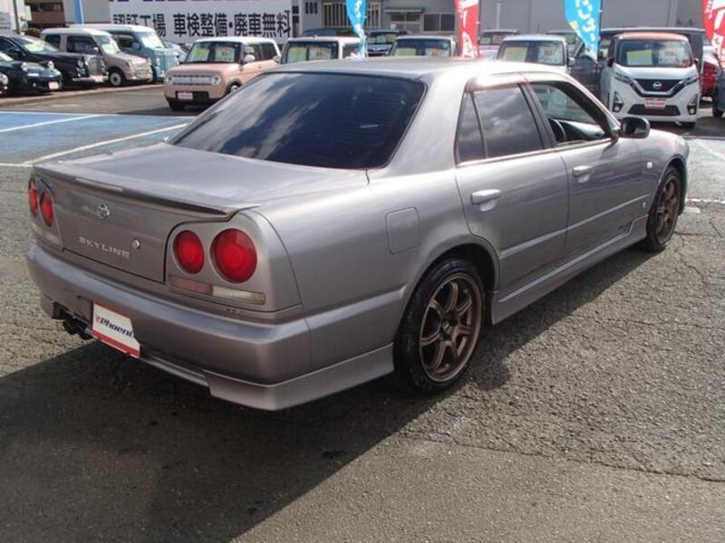 SKYLINE