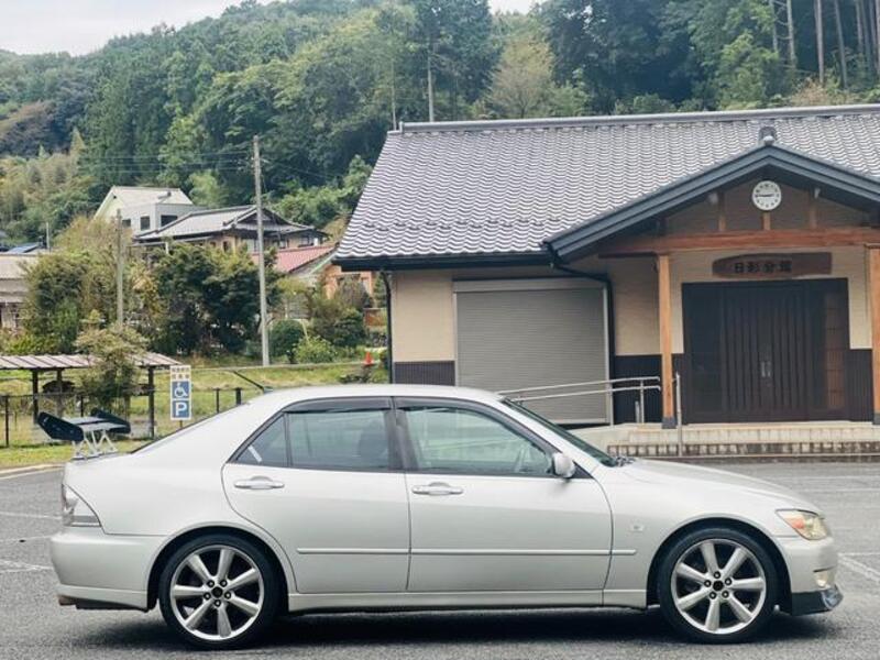ALTEZZA