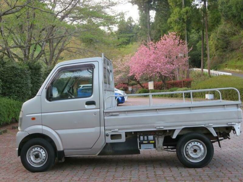 CARRY TRUCK