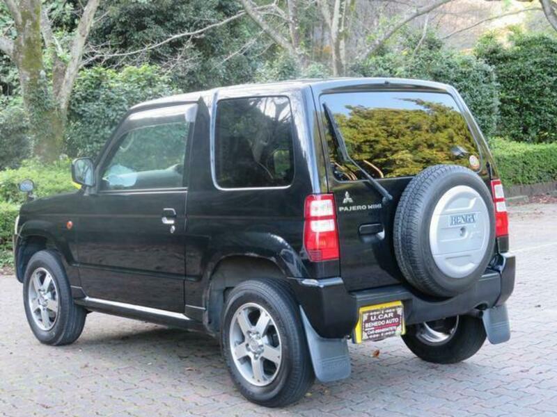 PAJERO MINI