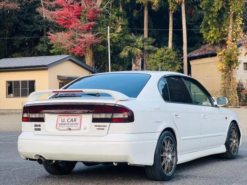 LEGACY B4