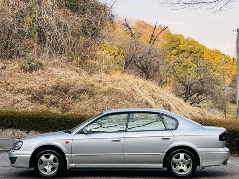 LEGACY B4