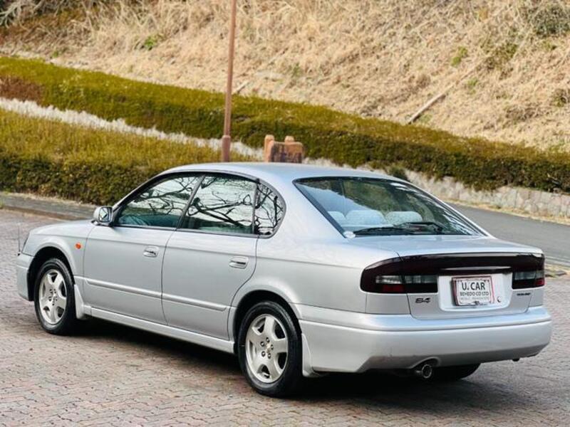 LEGACY B4