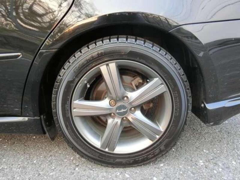 LEGACY B4