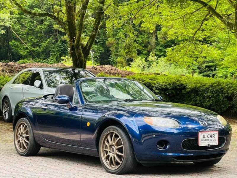 ROADSTER