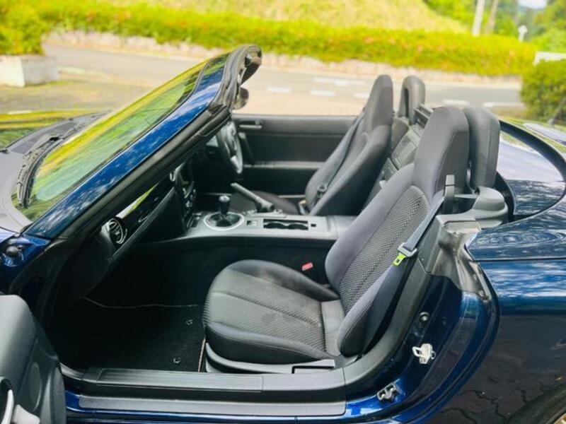 ROADSTER