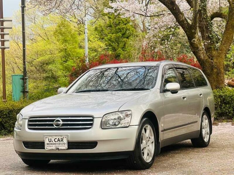 NISSAN STAGEA