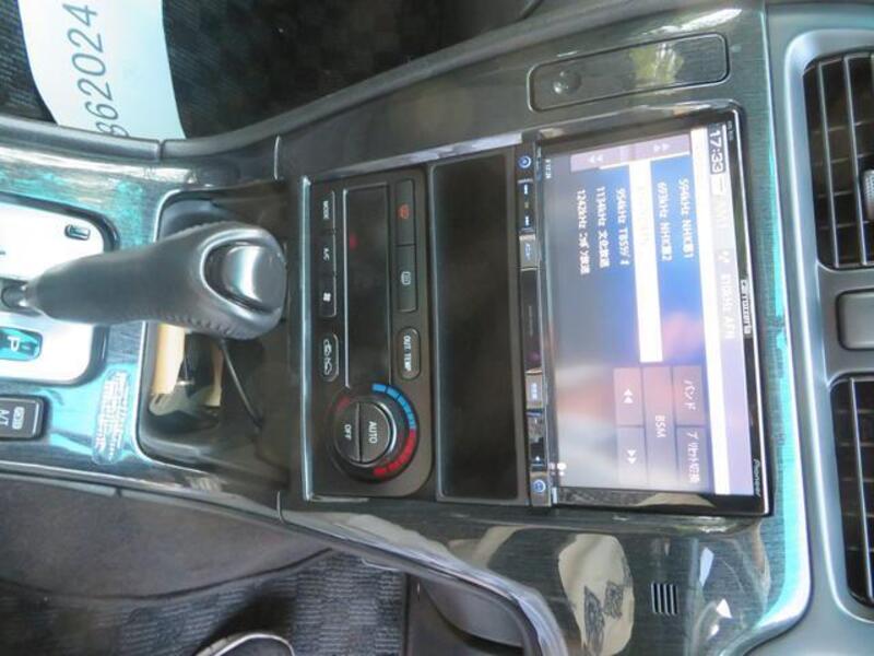 LEGACY B4