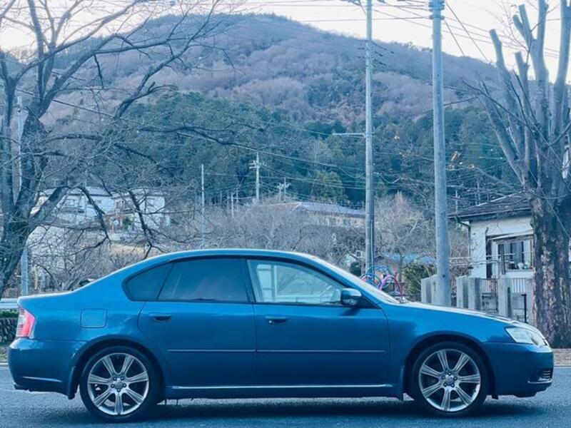 LEGACY B4