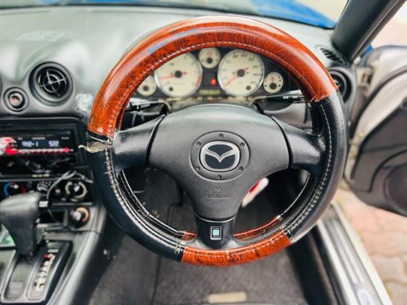 ROADSTER
