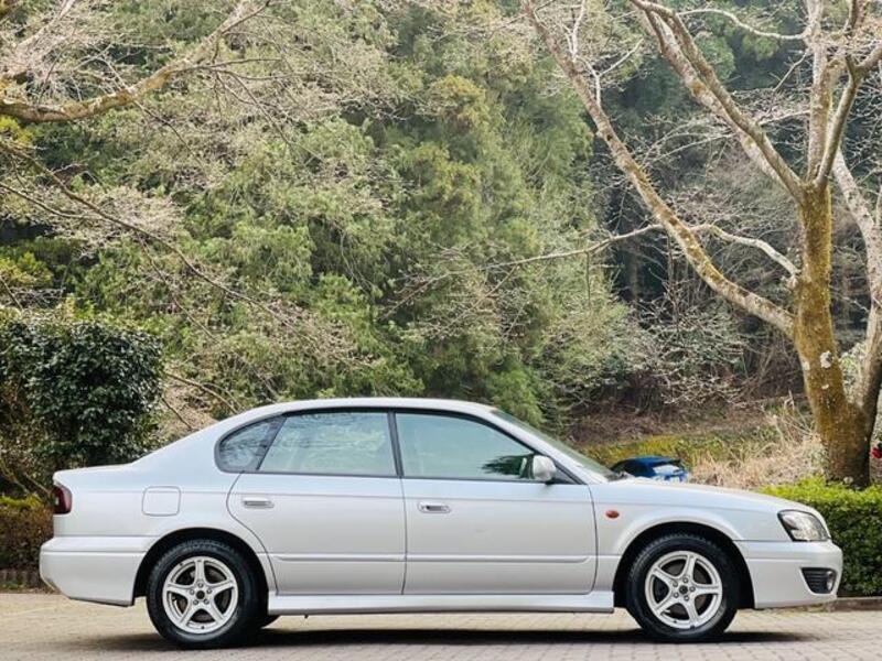 LEGACY B4