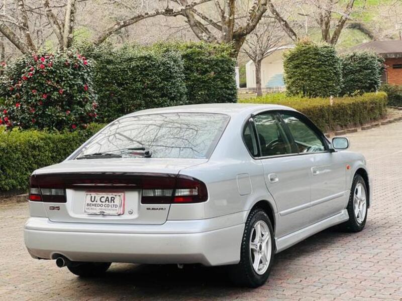 LEGACY B4