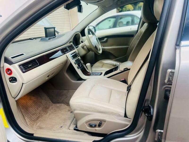 V70