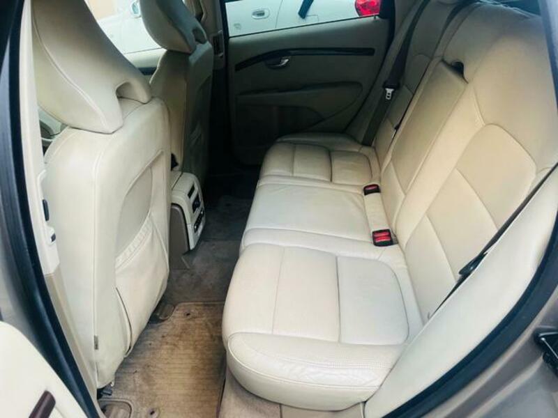 V70