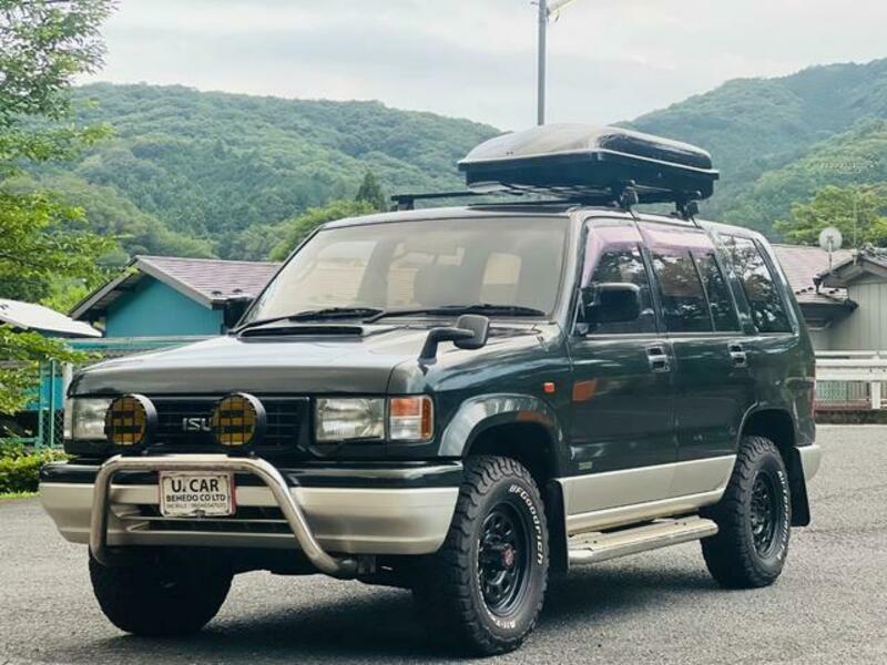 ISUZU BIGHORN
