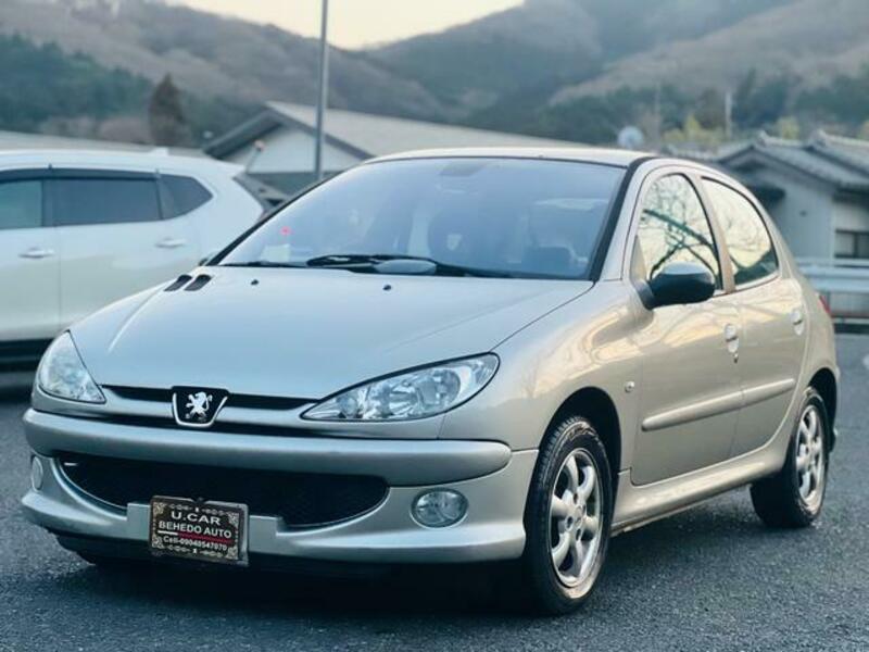 PEUGEOT 206
