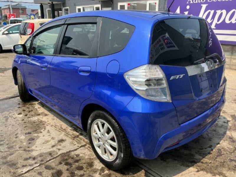 FIT HYBRID