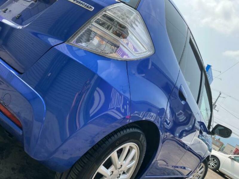 FIT HYBRID