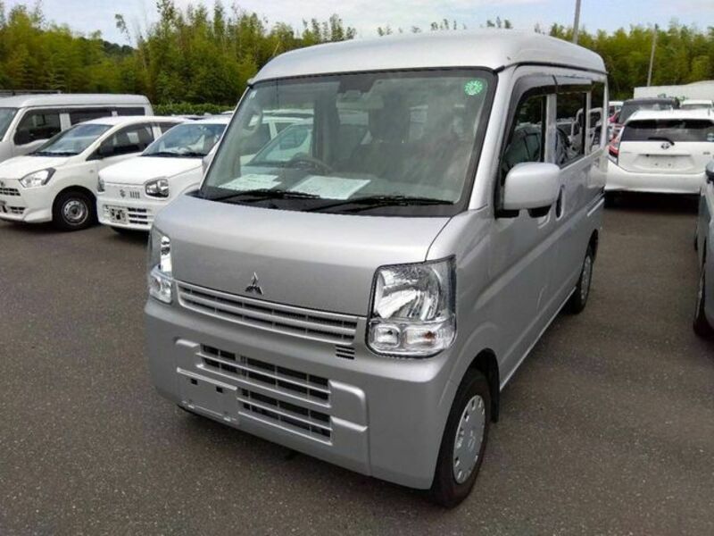 MITSUBISHI MINICAB VAN