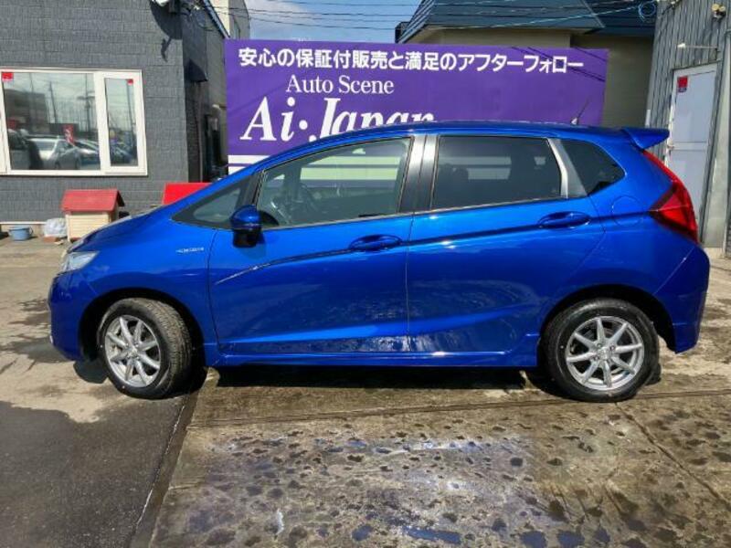 FIT HYBRID