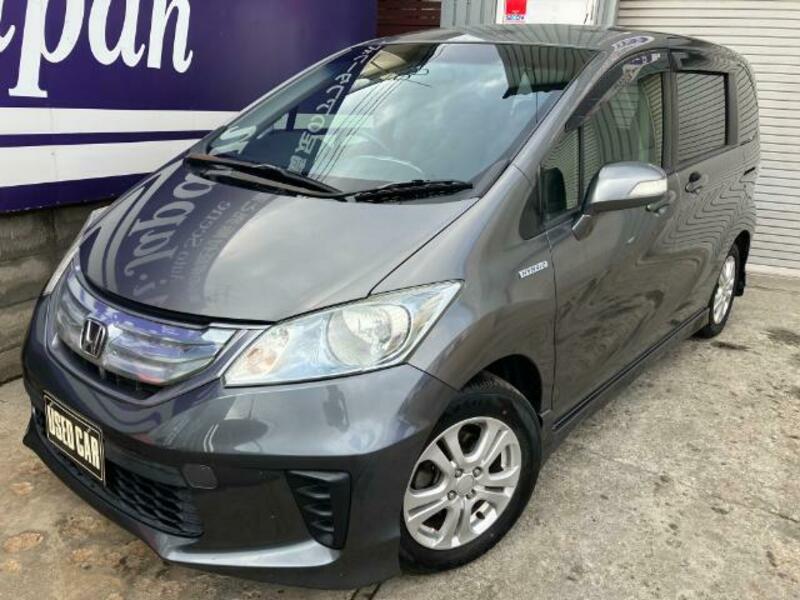 HONDA FREED HYBRID