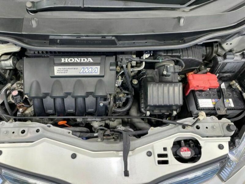 FIT HYBRID