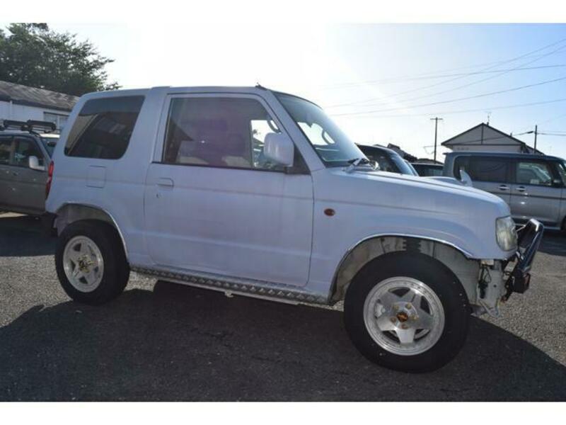 PAJERO MINI