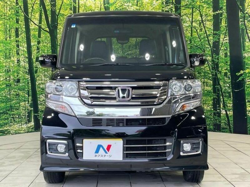 N BOX CUSTOM